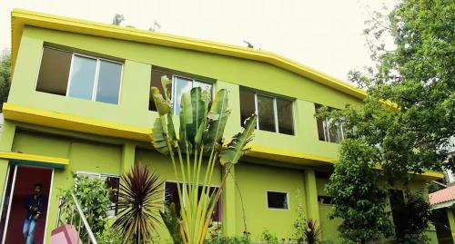 Kodaikanal Hotel | Mookambigai Residency