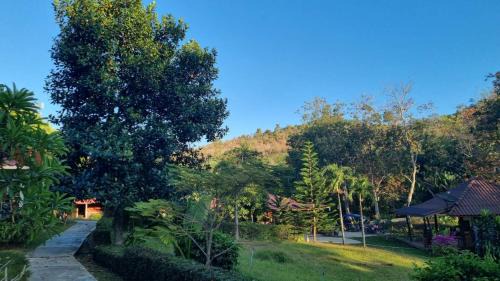 Ko Mook House | Mookies Bungalows