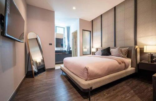 South Pattaya Villa | Moon 5-Bedroom Luxury Pool Villa