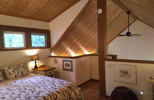 Madeira Park House | Moon Dance Cabin