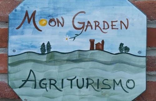 Mongardino House | Moon Garden