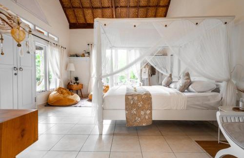 Nyuh Kuning Apartment | Moon & Honey villa