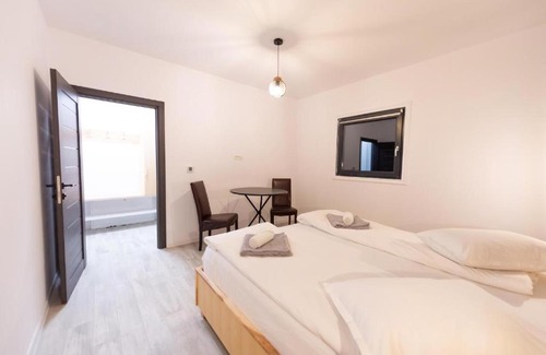 Garbau Villa | Moon House