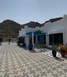 Dadna House | Moon night resort For Family and groups