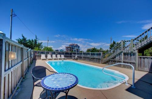 Farrow Shores House | Moon Palace 687