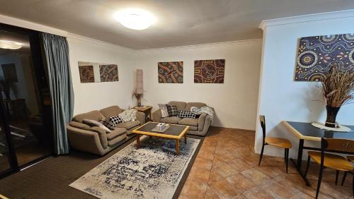 South Perth Apartment | Moon River, South Perth