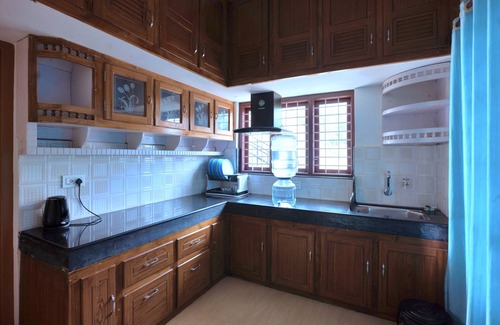 Kanthalloor Hotel | Moon Wings Mountain Resort