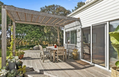 Surf Coast House | Moonah - Free Wifi and Pets Allowed on request