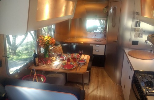 Leander House | "Moonbeam " the Airstream on Round Mountain Ranch