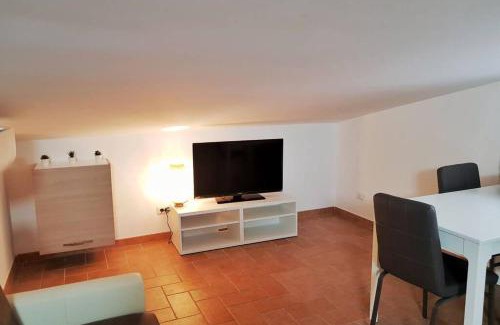 Frattocchie Apartment | Moonlight attic/mansarda