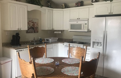 New Bern House | Moonlight Lake Suite