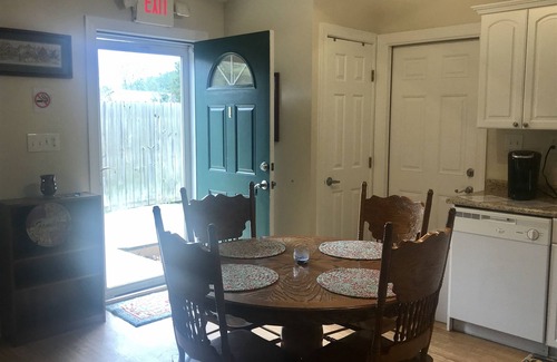 New Bern House | Moonlight Lake Suite