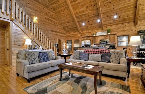 Cherry Log Cabin | Moonlight Mountain Cabin - Great views and a hot tub!