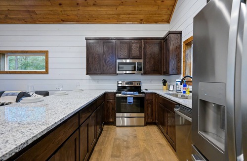 Pickens Cabin | Moonlight Ridge-Loft/Privacy/HotTub