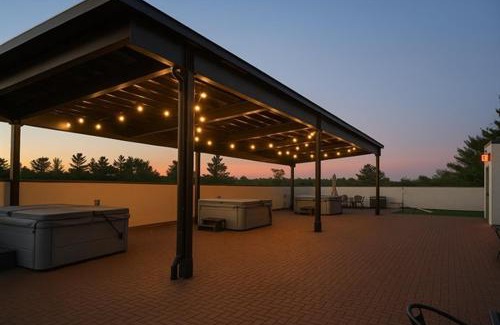 Traverse City Apartment | MoonlightShoresTC - "New Stylish Condo with 10 Hot Tubs!" Near Front St, Winery, Beach, Golf, Trails