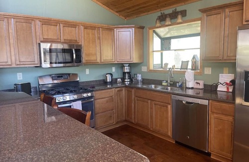 Upper Moonridge Cabin | Moonridge Paradise Cabin