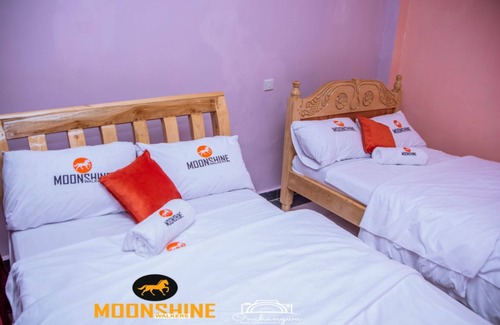 Eldoret Bed & Breakfast | Moonshine Walkers