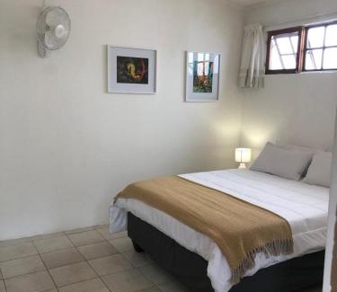 Lopes Bed & Breakfast | Moonstone Lodge
