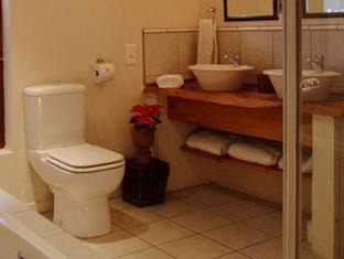 Wilderness House | Moontide Riverside Lodge
