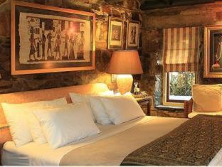 Wilderness House | Moontide Riverside Lodge