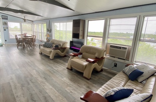 Cape Vincent House | Moonwake on Mudd Bay