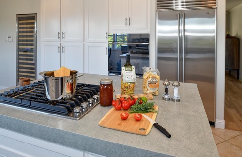 Sebastopol House | Moore Family Farmhouse - Complimentary wine tasting at Croix included!