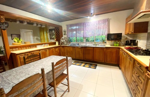 Moorea-Maiao Villa | MOOREA - Fare Te Utuafare