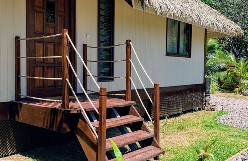 Pihaena Ski Chalet | MOOREA - JUST CHILL INN