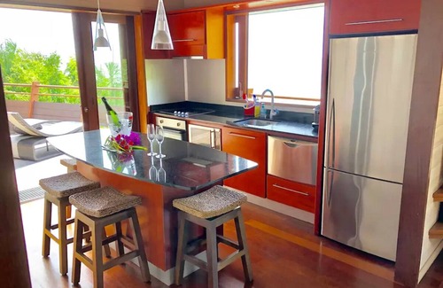 Moorea-Maiao Villa | Moorea-Maiao, Windward Islands - Villa Te Maka, lagoon view, jacuzzi, AC, Fiber