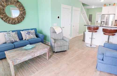Mexico Beach House | "MOOREJITO" HAS GULF VIEWS & STEPS TO BEACH! MASTER SUITE W/MINI KITCHEN!