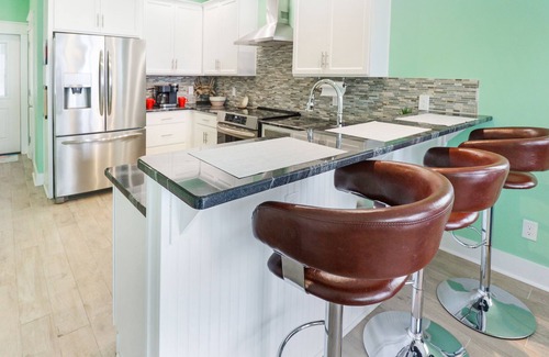 Mexico Beach House | "MOOREJITO" HAS GULF VIEWS & STEPS TO BEACH! MASTER SUITE W/MINI KITCHEN!