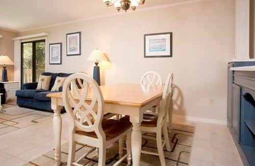 Palmetto Dunes Apartment | Moorings 0910