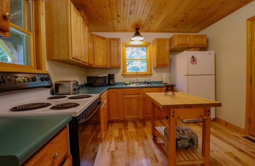 Rangeley Cabin | Moose Call Inn - private, snowmobile friendly spot!