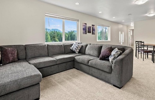 Huffman - O' Malley House | Moose Meadow