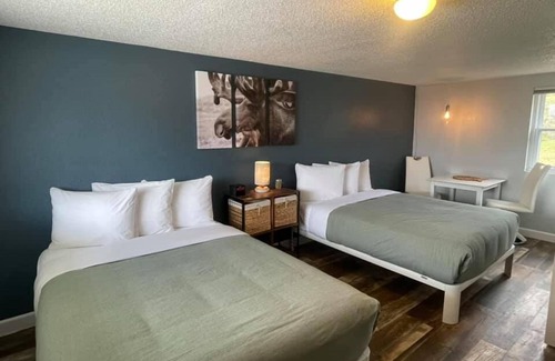 Garden Township Hotel | Moose Resort