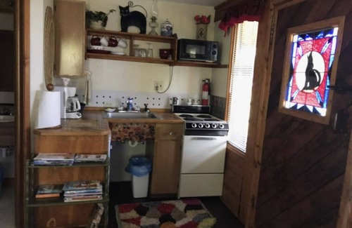Homer Cabin | Moose Twin Cabins.