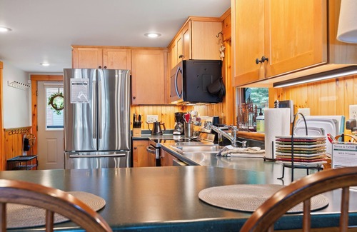 Rangeley Cabin | MooseHoek | Sandy Beach and Gorgeous Sunsets on Mooselookneguntic Lake