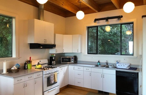 Inverness Cottage | Mopsalan Haven Very Private - Bay View