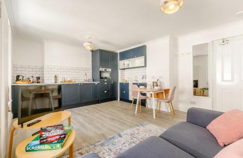 Looe Apartment | Mor Apartment