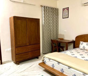 Uchiyarda House | Mor Jharokha 2BHK Retreat