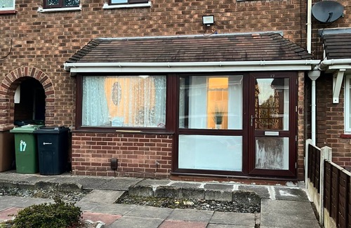 Walsall House | Morden Peace Luxury - Service Accommodation