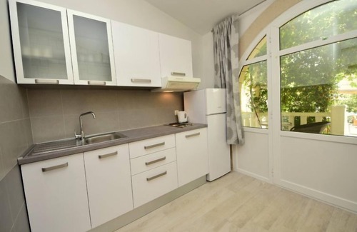 Cove Tri Zala (Zrnovo) House | Moreška by Interhome