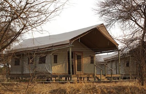 Hammanskraal Cabin | Morekuri Safaris