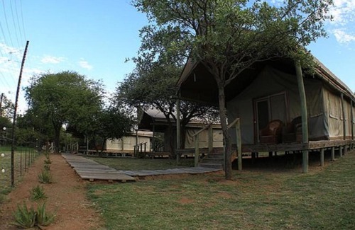 Hammanskraal Cabin | Morekuri Safaris