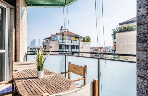 Milan Apartment | Morgantini House San Siro-Duomo "Netflix & Terrace"