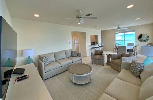 Morgantown House | Morgantown w/ beach, pools, tennis & pickleball
