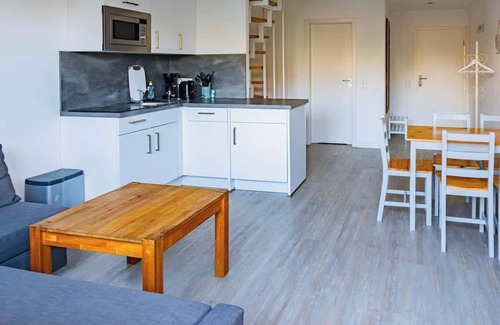 Dranske Apartment | Morgenrot Summary: Ch