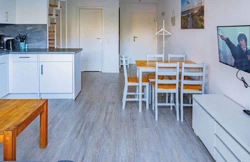 Dranske Apartment | Morgenrot Summary: Ch