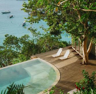 Mushroom Bay Resort | Morin Resort