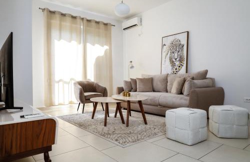 Donji Morinj Apartment | Morinj Lavender Bay Apartment E3